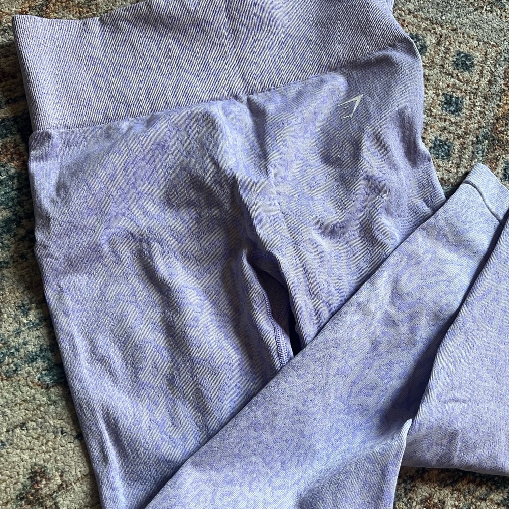 Gymshark Purple Leggings and Top Set - Picture 5 of 7